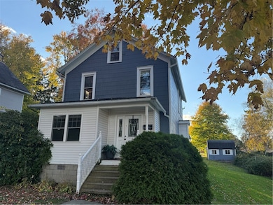 351 N Pitt St, Mercer, PA 16137 - photo 2