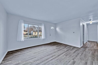 4806 Tenny St, Lansing, MI 48910 - photo 2