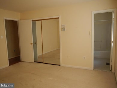 11103 Ascot Cir unit 267, Fredericksburg, VA 22407 - photo 4