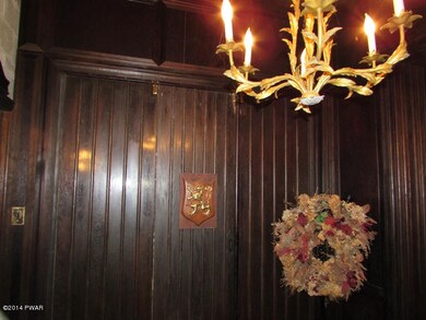 214 Surrey Dr, Hawley, PA 18428 - photo 3