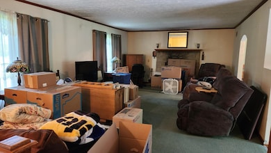 5 - Living Room