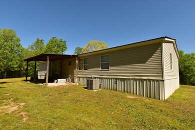 9582 Tennessee 13, Linden, TN 37096 - photo 6