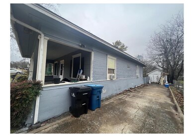 823 W Shepherd St, Denison, TX 75020 - photo 6