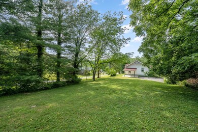 8230 Camargo Rd, Cincinnati, OH 45243 - photo 3