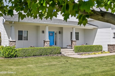 11906 Zier Rd, Yakima, WA 98908 - photo 3