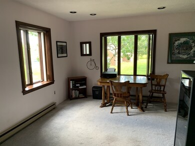 5 Laclede Ave, Chicopee, MA 01020 - photo 7