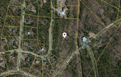 113 Pocono Circle Dr W, Dingmans Ferry, PA 18328 - photo 4