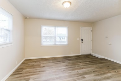 020-photo-living-room-13368827