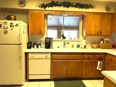 9916 W La Jolla Cir N, Sun City, AZ 85351 - photo 5