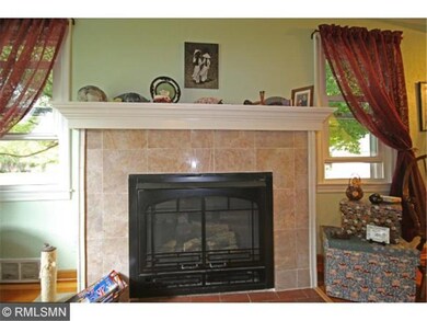 Warmth from the natural lighting is combined with 