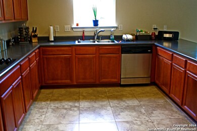 7918 Maddie Ln, San Antonio, TX 78255 - photo 7