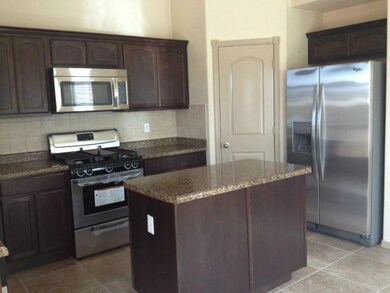 11437 Flor Veronica Dr, Socorro, TX 79927 - photo 6