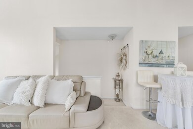 34 Dennis Ct, Hightstown, NJ 08520 - photo 5