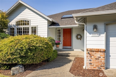 5502 Elizabeth Loop SE, Auburn, WA 98092 - photo 2