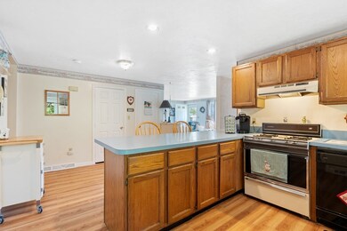 12 Lisa Rd, Randolph, MA 02368 - photo 7