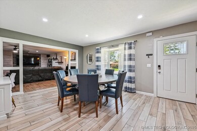 321 W Waco Place, Broken Arrow, OK 74011 - photo 7