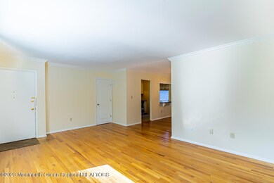 201 Manor E unit 201, Red Bank, NJ 07701 - photo 6