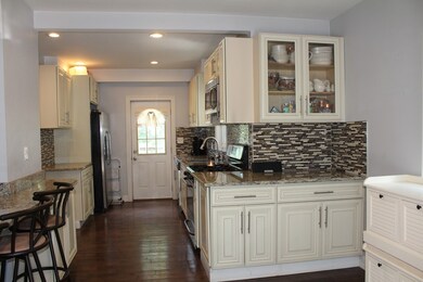 4 Sagamore Ave, Winthrop, MA 02152 - photo 3