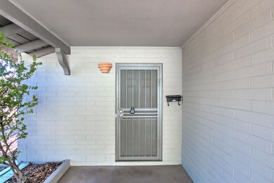 1836 E Palmcroft Dr-5