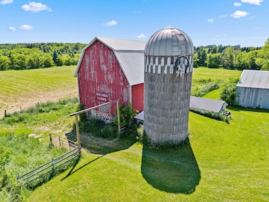 1697 210th Avenue-31.jpg