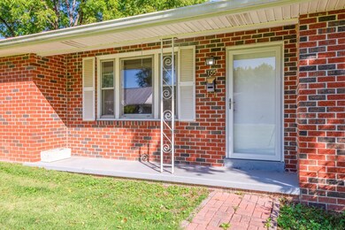 105 Helberg St, Dickson, TN 37055 - photo 7