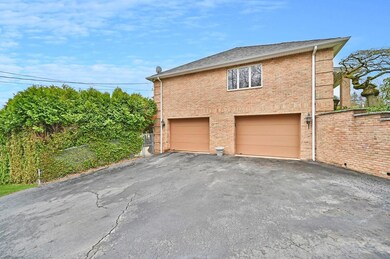 915 Hillcrest Dr, Olyphant, PA 18447 - photo 4