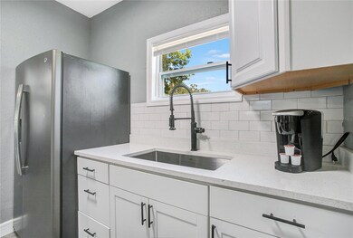 1169 Tangerine St, Clearwater, FL 33755 - photo 6