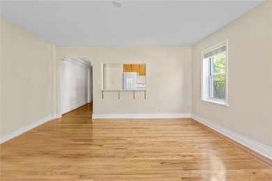Riverdale Park unit G24, Bronx, NY 10471 - photo 5