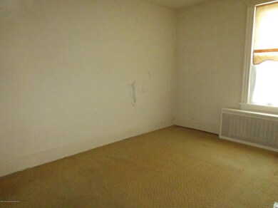 107 Allen St, Dunmore, PA 18512 - photo 6