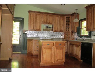 1855 Little Dr, Woodbury, NJ 08096 - photo 2