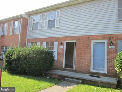 210 Nottoway Dr, Stephens City, VA 22655 - photo 2