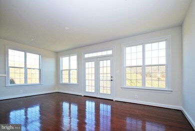13109 Hunters Ridge Ln, Bowie, MD 20721 - photo 3