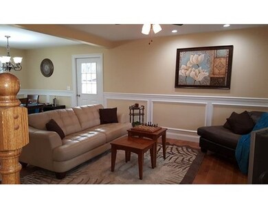 7 Rollins St, Springfield, MA 01109 - photo 4