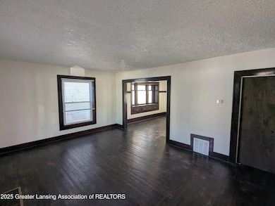 1430 Massachusetts Ave, Lansing, MI 48906 - photo 5