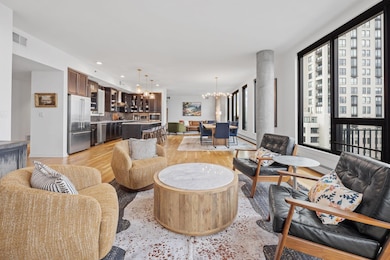 1240 S 2nd St unit 1428, Minneapolis, MN 55415 - photo 3