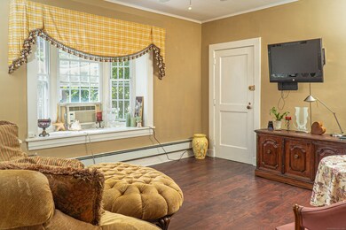 566 Wilmot Ave unit 4, Bridgeport, CT 06607 - photo 5