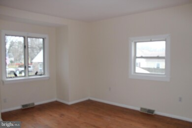 301 Brighton Ave, Wilmington, DE 19805 - photo 7