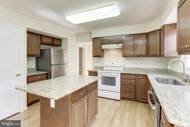 12306 Chagall Dr, North Potomac, MD 20878 - photo 7