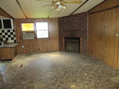 100 Barnes Ct, Macon, GA 31216 - photo 4