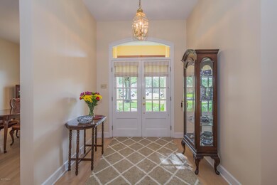 108BriaroakInterior-1