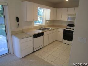 Kitchen (2)