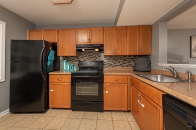 59 Linden St unit 1315, Taunton, MA 02780 - photo 2