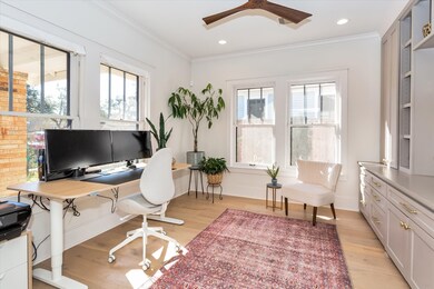 833 Arlington St, Houston, TX 77007 - photo 3