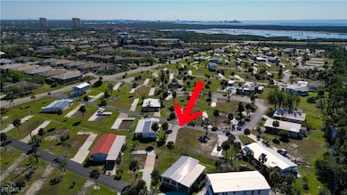 13661 Catbird Dr, Iona, FL 33908 - photo 3