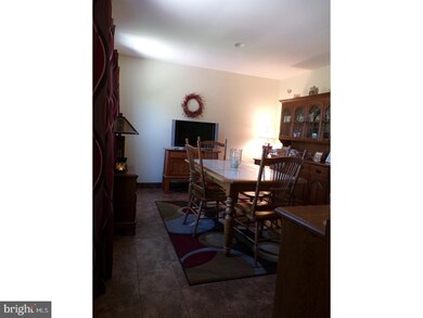 1012 Rill Rd, Reading, PA 19606 - photo 7