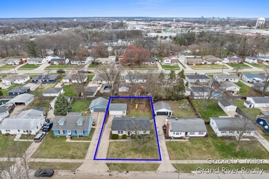 1701 Blanchard Aerial with plot lines