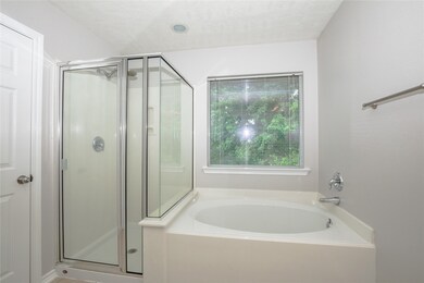 63 S Burberry Park Cir, Spring, TX 77382 - photo 5