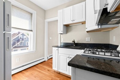 28 Poplar St unit 7, Danvers, MA 01923 - photo 4