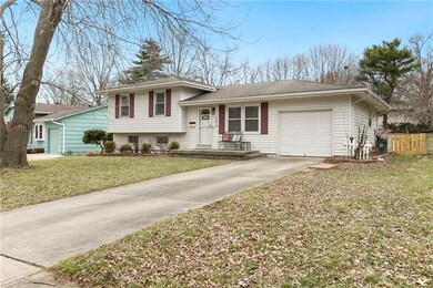 7312 Stearns St, Shawnee, KS 66203 - photo 4