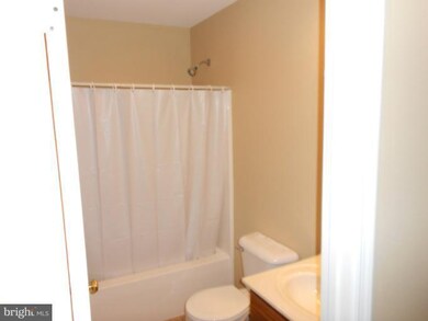 4522 Scotland Main St, Chambersburg, PA 17202 - photo 5